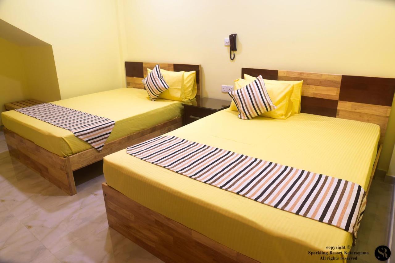 Sparkling Resort Kataragama Buitenkant foto